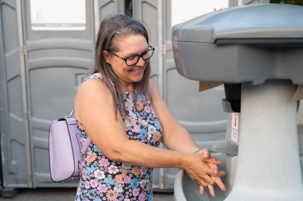 Best Portable toilet rental cost  in Reedsville, WI